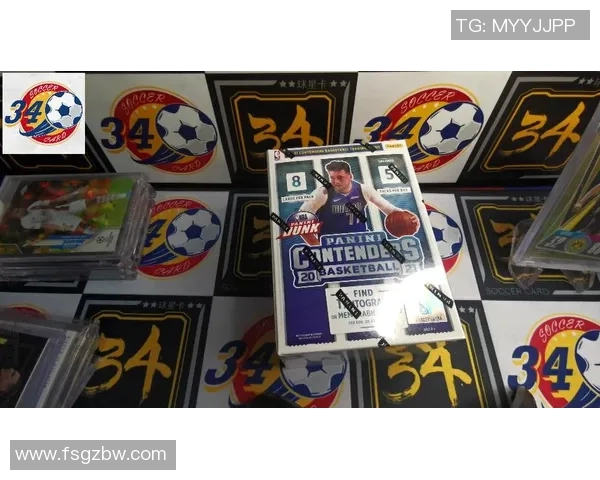 世界杯足球球星卡手雷盒限量版收藏品热销 精美设计与稀有卡片掀起狂热潮流