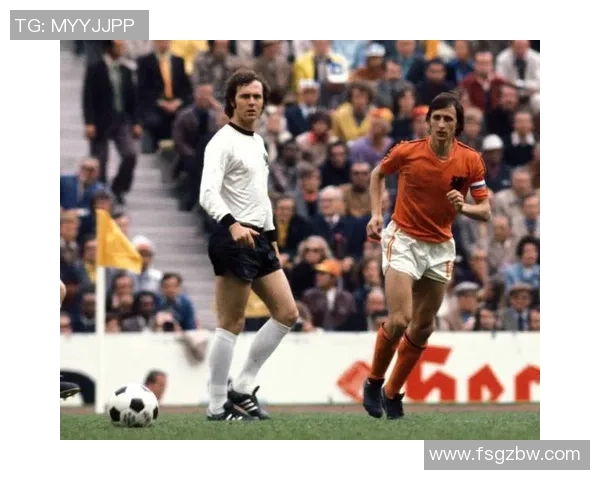 全球足球十三大球星排名揭秘 他们的传奇与荣耀无可匹敌 全球足球十三大球星排名揭秘 他们的传奇与荣耀无可匹敌