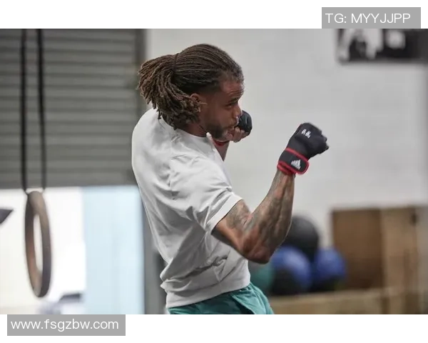 戴护腕的足球球星是谁?探索这些球场上的护腕传奇人物 戴护腕的足球球星是谁?探索这些球场上的护腕传奇人物